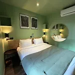 Hotel De Berne 2*