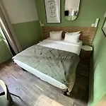 De Berne Hotel 2*