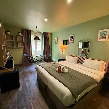 De Berne Hotel 2*