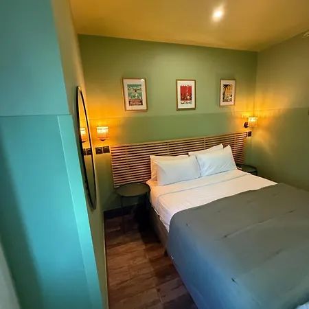 De Berne Hotel 2*