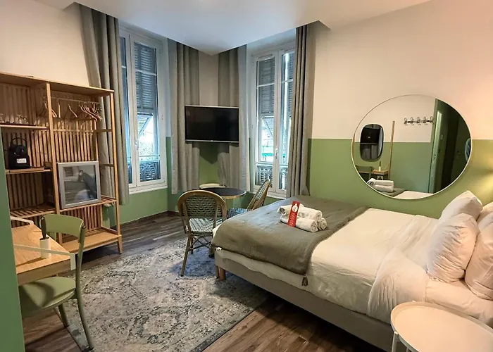 De Berne Hotel 2*