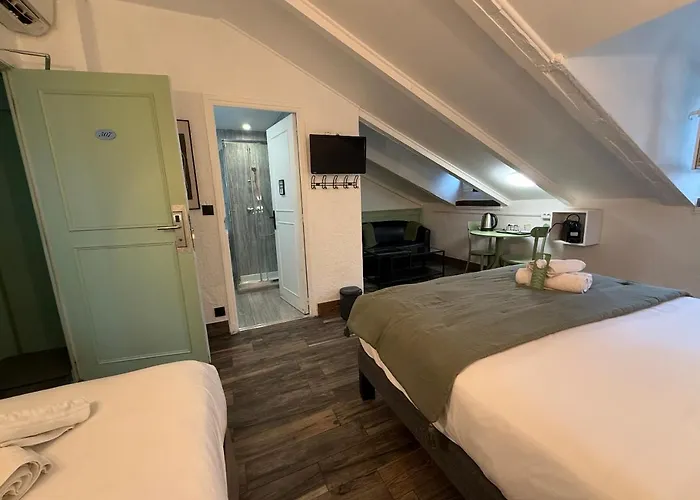 De Berne Hotel 2*
